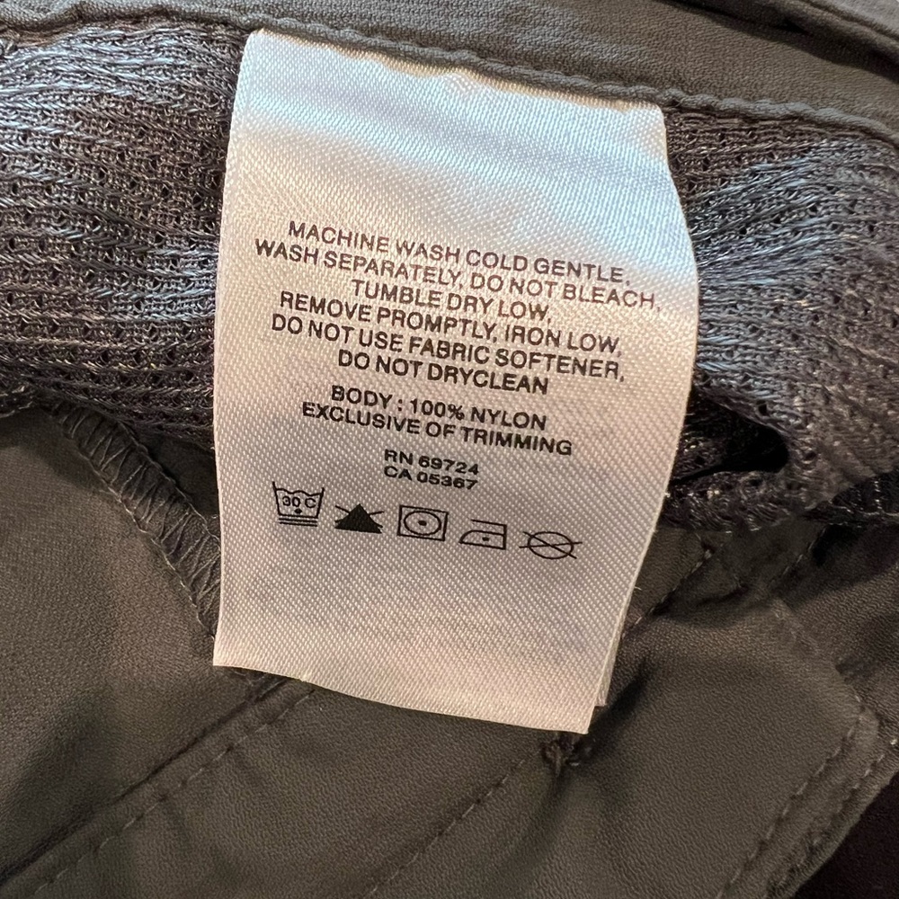 Women’s Columbia Omni-Wick Advanced Repellent Gray Cargo Activewear Pants - Picture 9 of 13